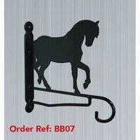 Poppyforge Horse Feature Bracket - Steel Hanging Basket Holder - H33 cm - Black
