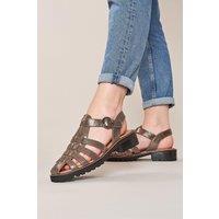 Moshulu Women's Kynance' Fisherman Sandals in Metallics | Size: 6