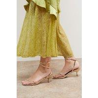 Oasis Women's Desirae Faux Leather Toe Post Kitten Heel Sandals in Gold | Size: 4
