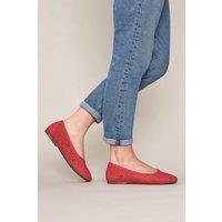 Moshulu Women's 'Senara' Punched Pattern Ballerina Pumps in Cerise | Size: 7