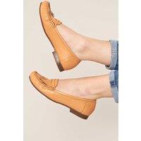 Moshulu Women's 'Italian Dressing' Leather Loafers in Peach | Size: 6.5