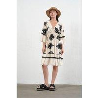 HOXTON GAL Women's Relaxed Fit 3/4 Sleeves V Neck Printed Knee Lenght Dress in Beige