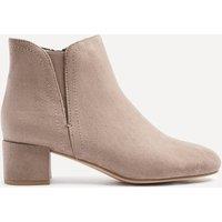 Linzi Women's Manor Mocha Faux Suede Block Heeled Ankle Boot in Nude | Size: 7-Standard Fit