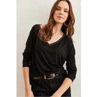HOXTON GAL Women's Regular Fit Casual V-Neck Blouse with Stitch Detail in Black | Size: Large