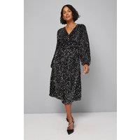 Wallis Women's Sequin Velvet Twist Midi Dress in Black | Size: 14