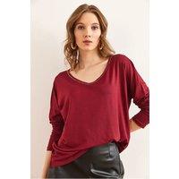 HOXTON GAL Women's Regular Fit Casual V-Neck Blouse with Stitch Detail in Burgundy | Size: Large