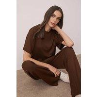 WOVCOR Women's 2-Piece Short Sleeve Crew Neck Relaxed Fit Stretch Knit Top Pants Set in Brown | Size: XL