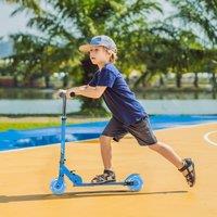 HOMCOM Kids Scooter with Lights, Music, Adjustable Height for 3-7 Years in Blue