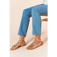 Dorothy Perkins Women's Wide Fit Jaleesa Real Leather Woven Flat Sandals in Gold | Size: 3