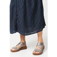 Good For the Sole Women's : Wide Fit Ana Comfort Elastic Cross Strap Low Wedge Sandals in Pewter | Size: 3