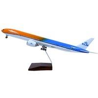 netfurniture KLM Boeing 777 Model Plane 1:157 in Grey