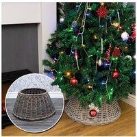 Netagon Wooden Rattan Christmas Tree Skirt in Brown