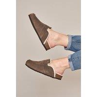 Moshulu Women's 'Zinnia' Suede Loafer Mule in Taupe | Size: 6