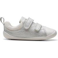 Clarks Roamer Craft Toddler Silver Fabric Pre Walker in Gold | Size: 5-Standard Fit