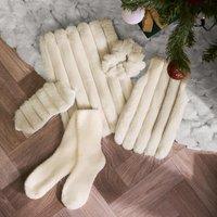 OHS Ribbed Faux Fur Hot Water Bottle Gift Set in Cream