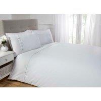 Rapport Home 5th Avenue Polycotton Duvet Cover Set With Pillowcase in White | Size: Single
