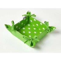 Homescapes Green Stars Reversible Bread Basket
