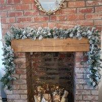 Samuel Alexander 2.7m (9ft) Luxury Imperial Green Snowflocked Christmas Garland