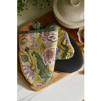 Ulster Weavers 'Emmeline' Floral Print Pair of Micro Mitts in Green