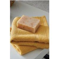 Catherine Lansfield 'Zero Twist' Face Cloth Pair in Yellow