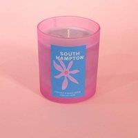 Flamingo Candles Coconut & Black Pepper South Hampton Vacay Candle in Pink