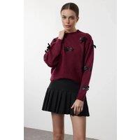 WOVCOR Women's Bow Detail Soft Textured Knit Sweater in Burgundy | Size: Medium