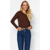 WOVCOR Women's Ribbed Crew Neck Slim Fit Knit Sweater in Brown | Size: Small