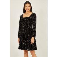 Yumi Women's Black Star Foil Print Long Sleeve Skater Dress | Size: 18