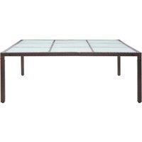 Berkfield Home Garden Dining Table Brown 200x200x74 cm Poly Rattan | Size: 200 x 200 x 74 cm