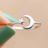 Orsa May Women's Sterling Silver Star & Moon Ring