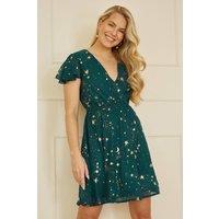 Yumi Women's Green Foil Star Print Wrap Skater Dress | Size: 20