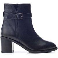 b.soleful Women's 'B.Philippa' Leather Heeled Boots in Black | Size: 5