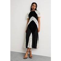 Warehouse Women's Velvet Lace Panelled Midi Tea Dress in Black | Size: 14