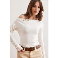 HOXTON GAL Women's Asymmetric Off-Shoulder Slim Fit Blouse in Ecru | Size: Medium