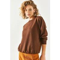 HOXTON GAL Women's Basic Long Sleeve Crew Neck Sweatshirt in Brown | Size: Small