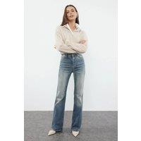 WOVCOR Women's Faded Effect Vintage Regular Waist Flared Jeans in Mid Blue | Size: 10