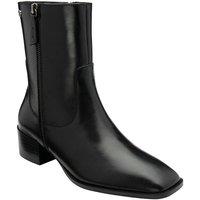 Ravel Women's Black Leather 'Carter' Square-Toe Ankle Boots | Size: 6