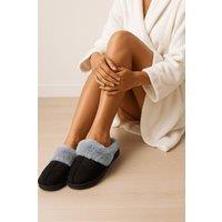 Alexander Pace Women's 'Freya' Slippers in Black | Size: 5