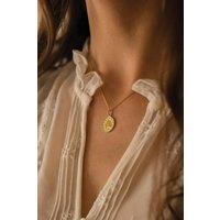 Elk & Bloom Women's Chunky 18K Gold Lucky Penny Coin Medallion Necklace