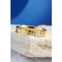Outrage London Men's 18K Gold Personalised Hammered Band Ring | Size: 6
