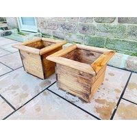 Charles Taylor Trading 2pc Regular Planter Set in Brown