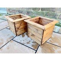 Charles Taylor Trading 2pc Large Wooden Planter Set in Brown