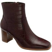 Ravel Women's 'Louth' Leather Ankle Boots in Burgundy | Size: 5