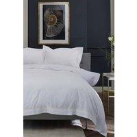 The Lyndon Company Boutique Hotel Hampstead 200 Thread Count Cotton Duvet Cover Set in White | Size: Single