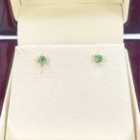 Raina Jewels Women's 18ct Yellow Gold & Round 4-Claw Emerald Children's Earrings 0.10ct