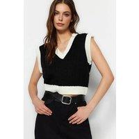 WOVCOR Women's Cropped Colour Block Cable Knit Sweater Vest in Black | Size: Small