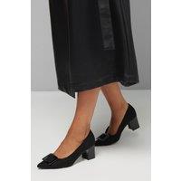 Wallis Women's Wide Fit Danny Faux Suede Covered Buckle Medium Block Heel Court shoes in Natural Black | Size: 7
