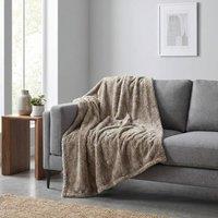 Garden Greatness Aurelle Mocha Faux Fur Statement Throw in Brown | Size: 120 cm x 150 cm