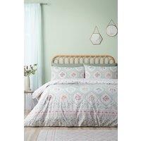 Catherine Lansfield 'Cameo Floral' Reversible Duvet Cover Set in Light Green | Size: Single