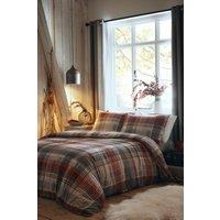 Appletree 'Connolly' 100% Brushed Cotton Duvet Cover Set in Red | Size: Super King